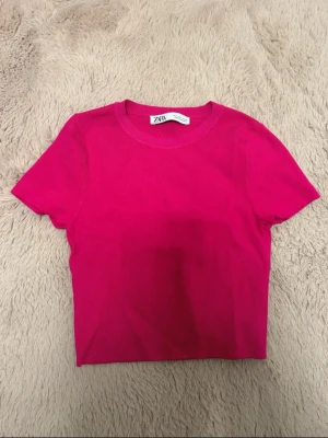 Rosa tröja - 🩷Den är ifrån Zara 🩷Använd två gånger 🩷Storlek M