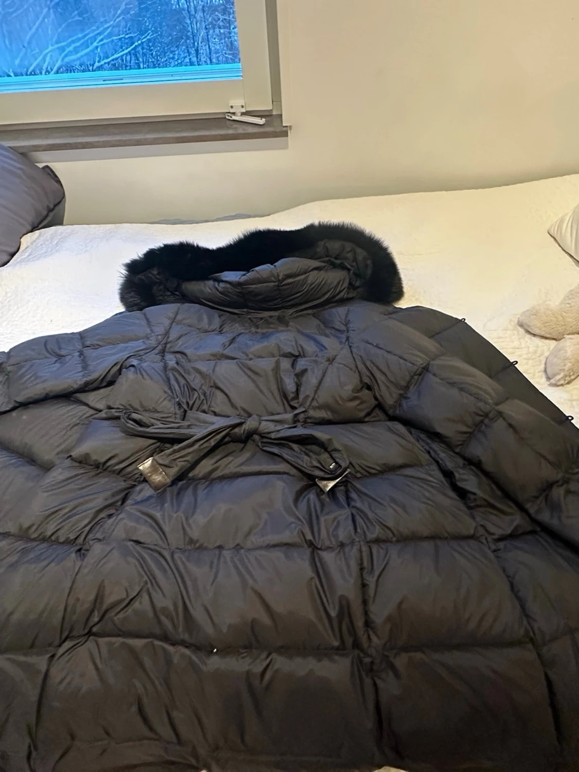 Svart lång pufferjacka FUR Stockholm - 2