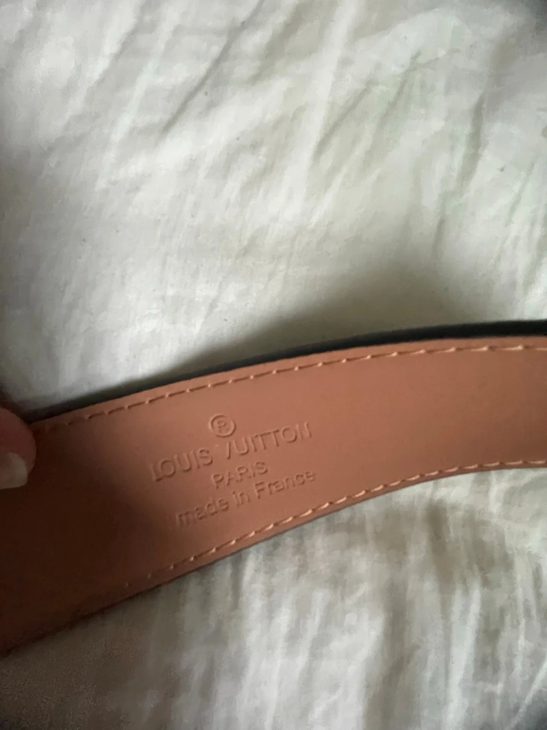 Louuiis vuittton bälte helt nytt hållgörare ingår - 2