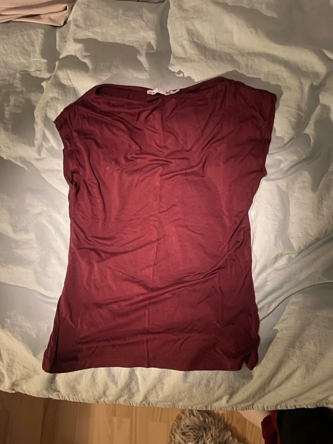 Vinröd ärmlös topp från 157 - 1