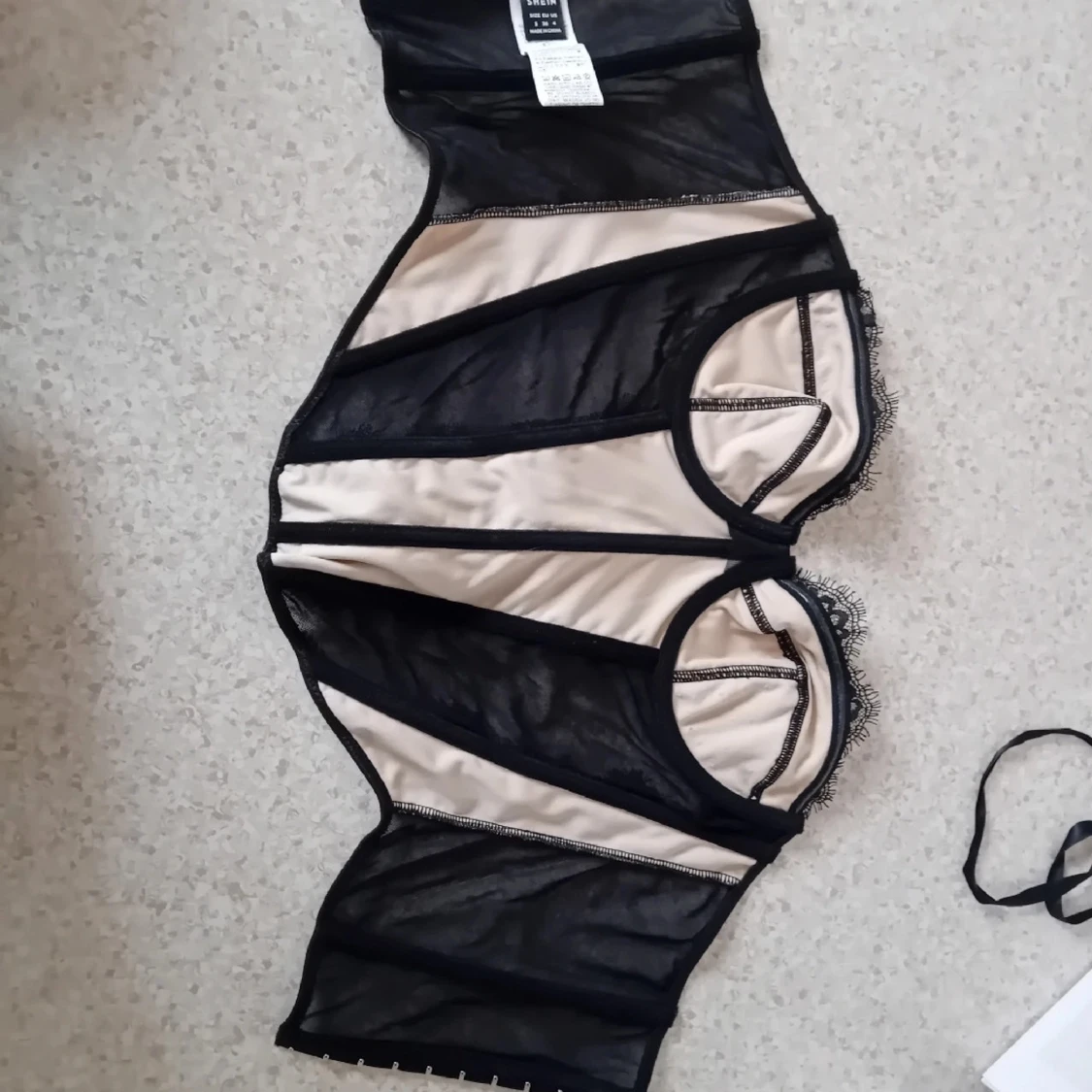 svart lace korsett - 2