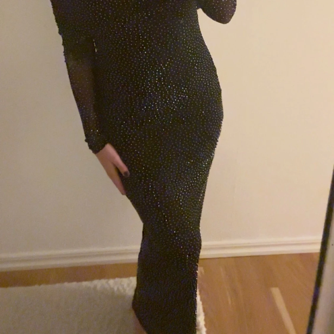 Svart glittrig nyårs klänning  - 1