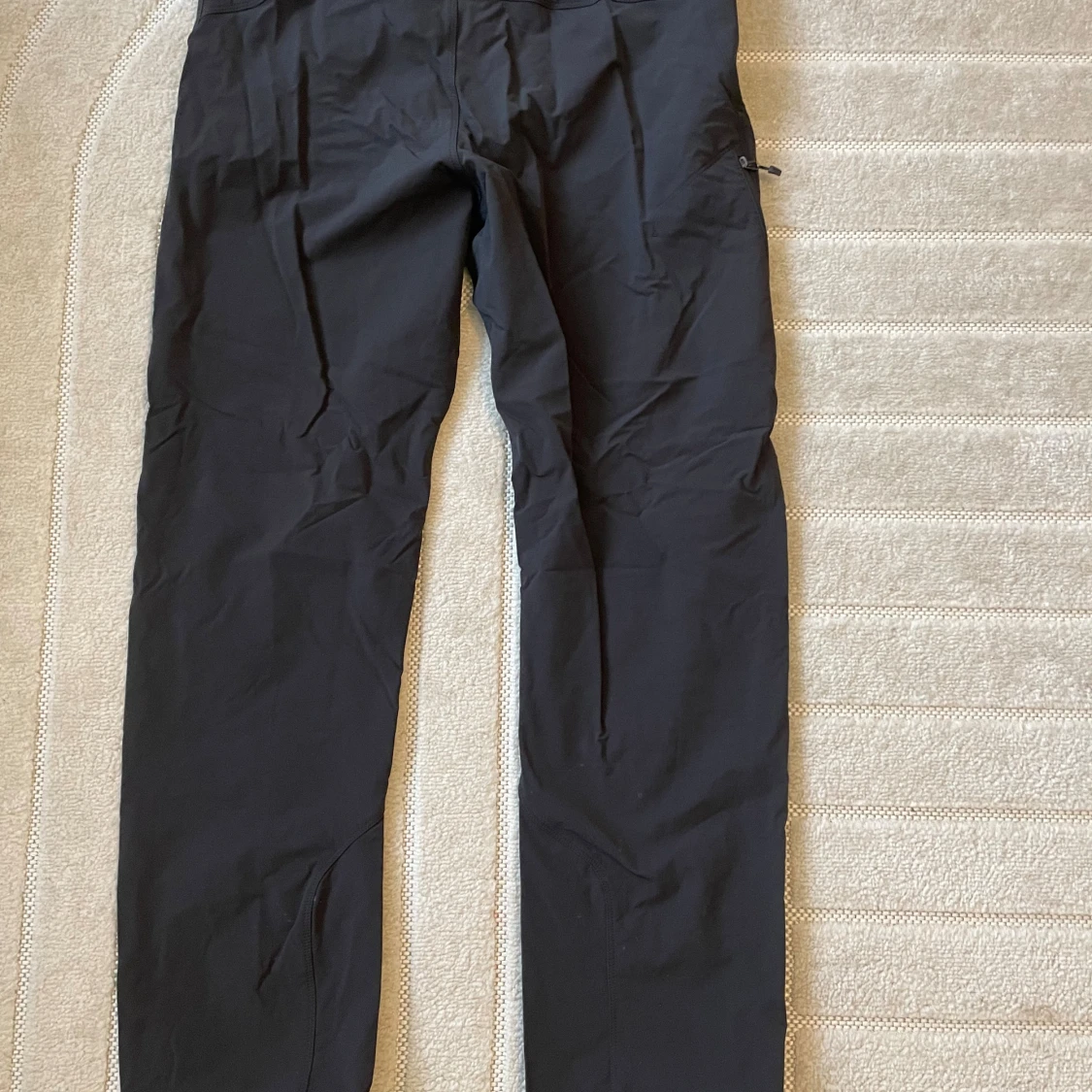 Svarta friluftsbyxor från Haglöfs M - 1