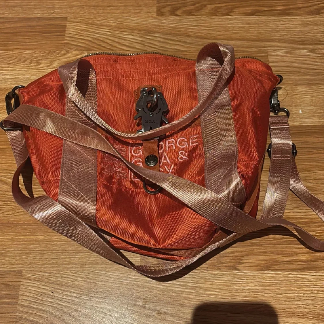 Orange axelväska George Gina & Lucy - 2