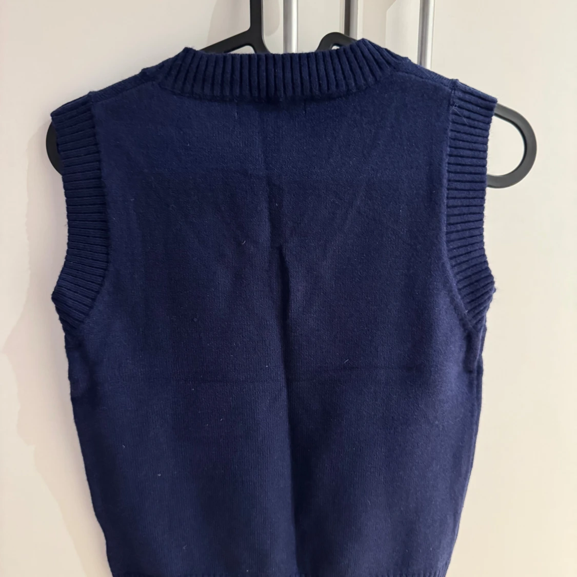 Mörkblå stickad väst från Zaful - 1