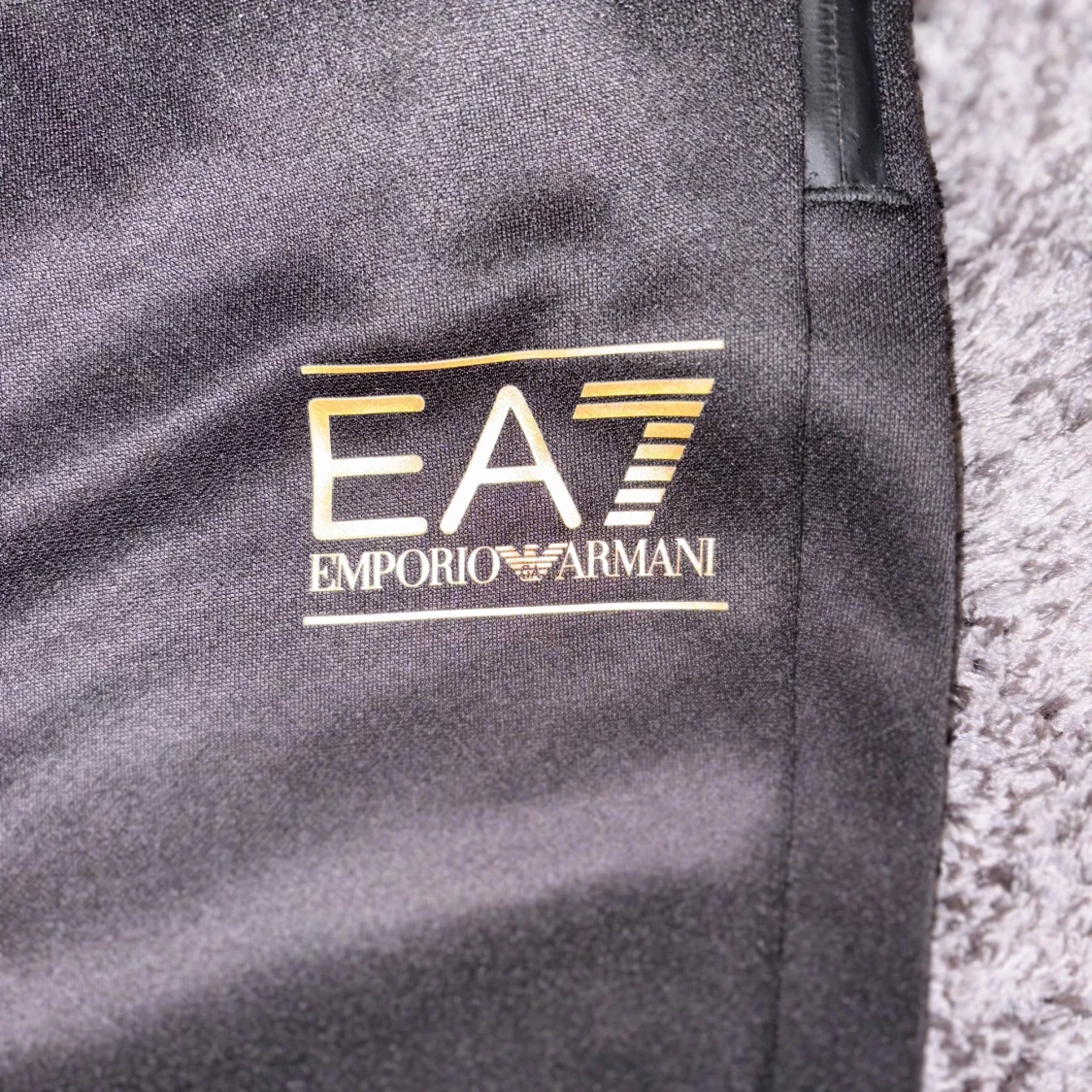 Svarta EA7 Emporio Armani mjukisbyxor - 1