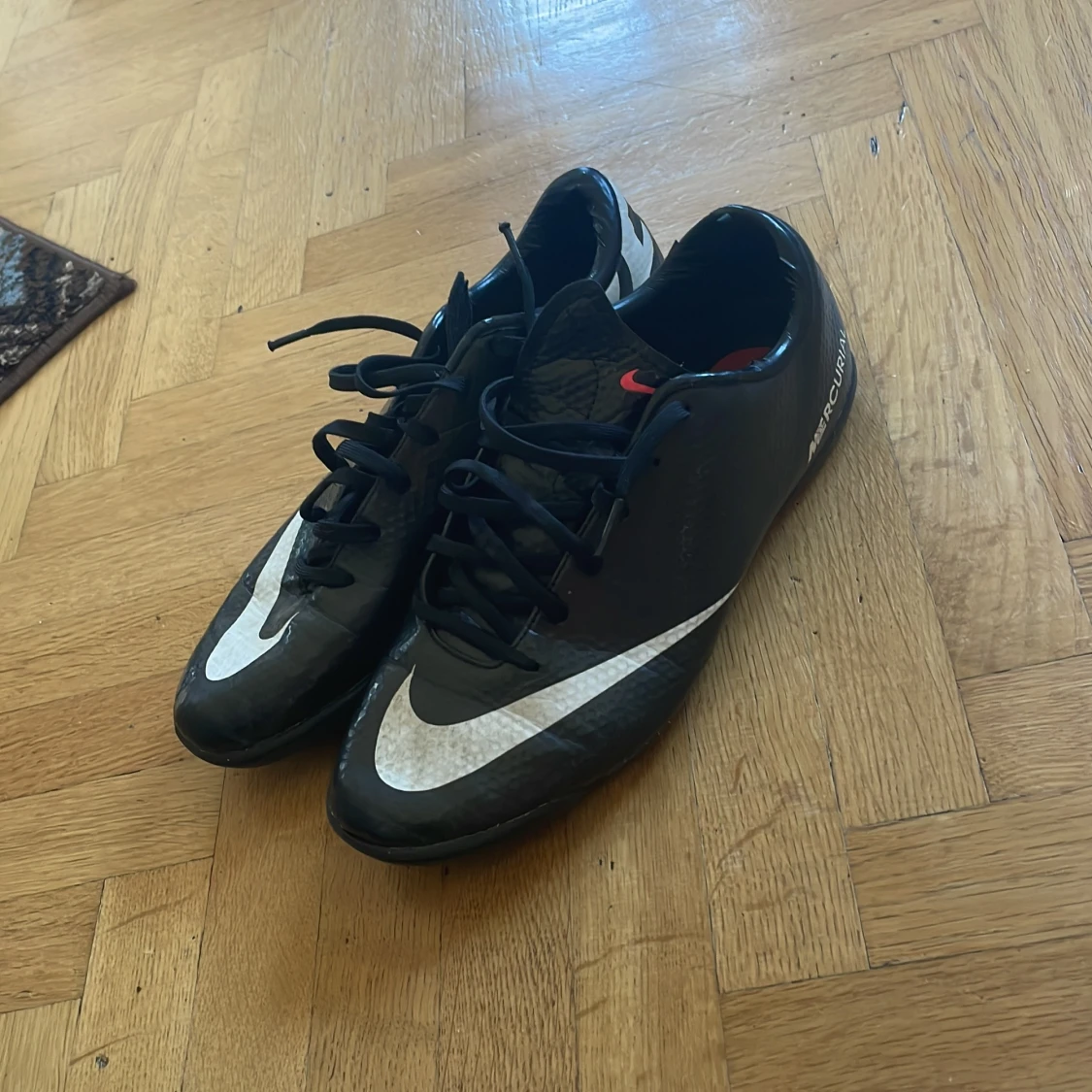 Nike Mercurial svarta fotbollsskor - 2