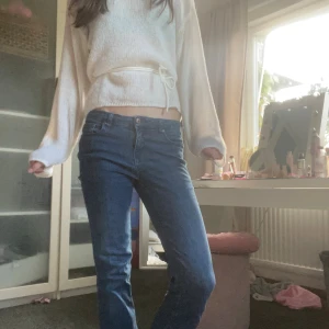 Super snygga bootcut jeans💘💘 - Sjukt snygga mörkblå jeans som passar med allt 💘 
