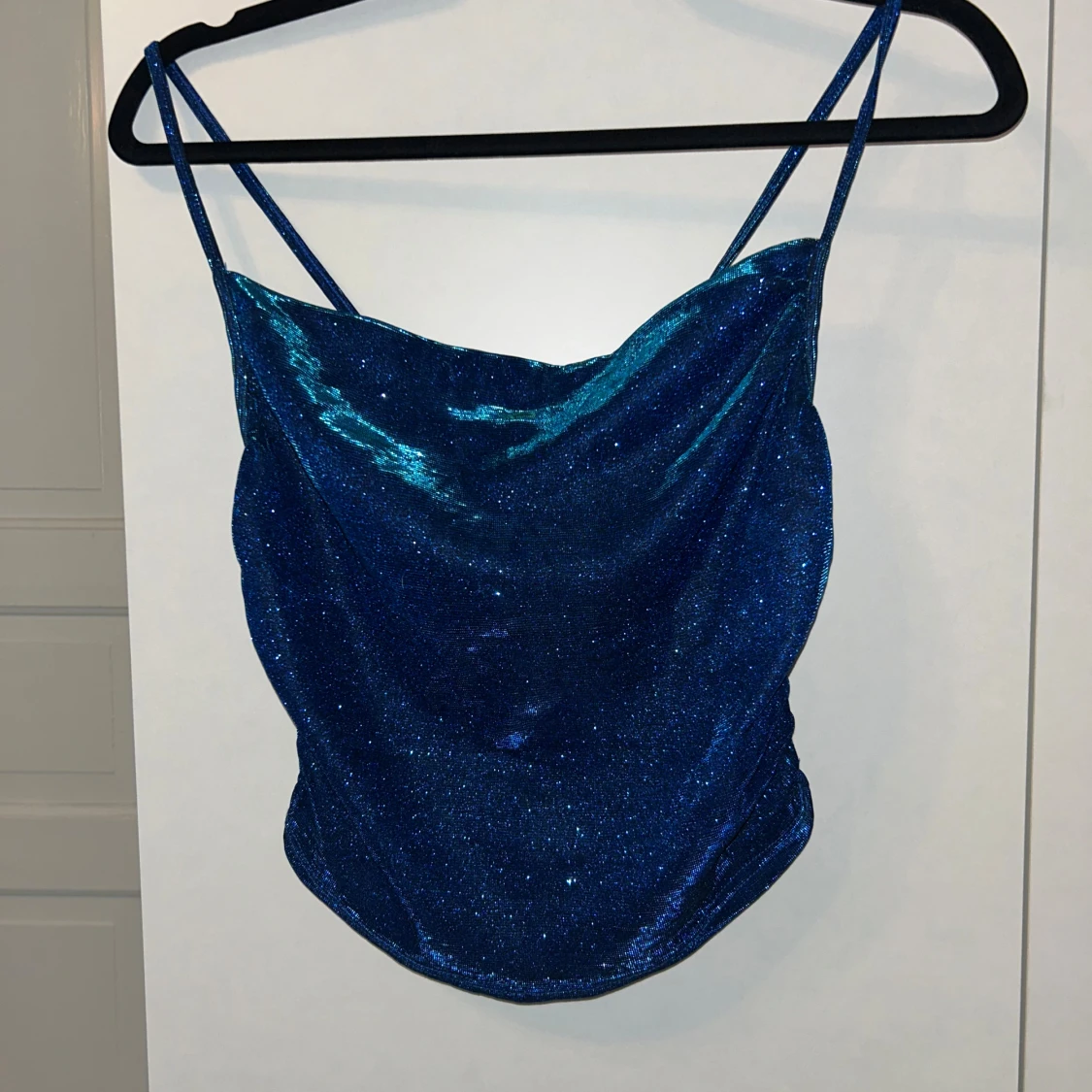 Blå glittrig linne från SHEIN