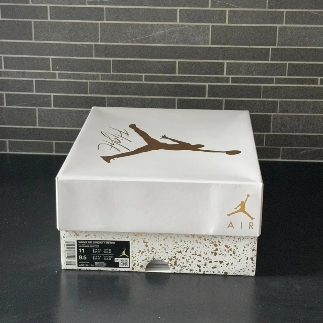 Jordan 4 metallic gold - 4