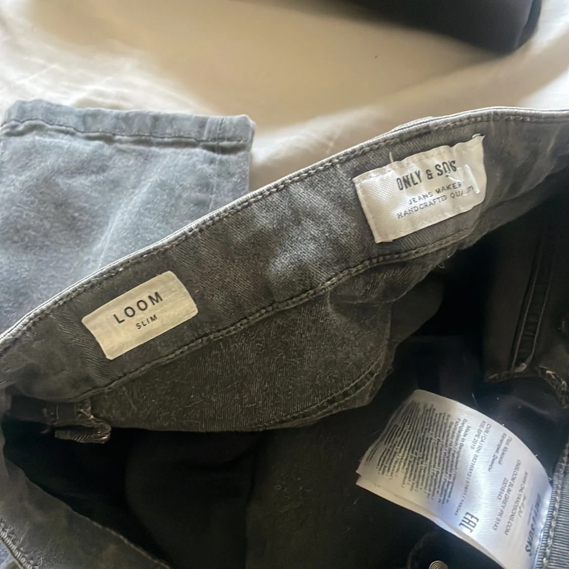 Grå slim jeans från Only & Sons - 3