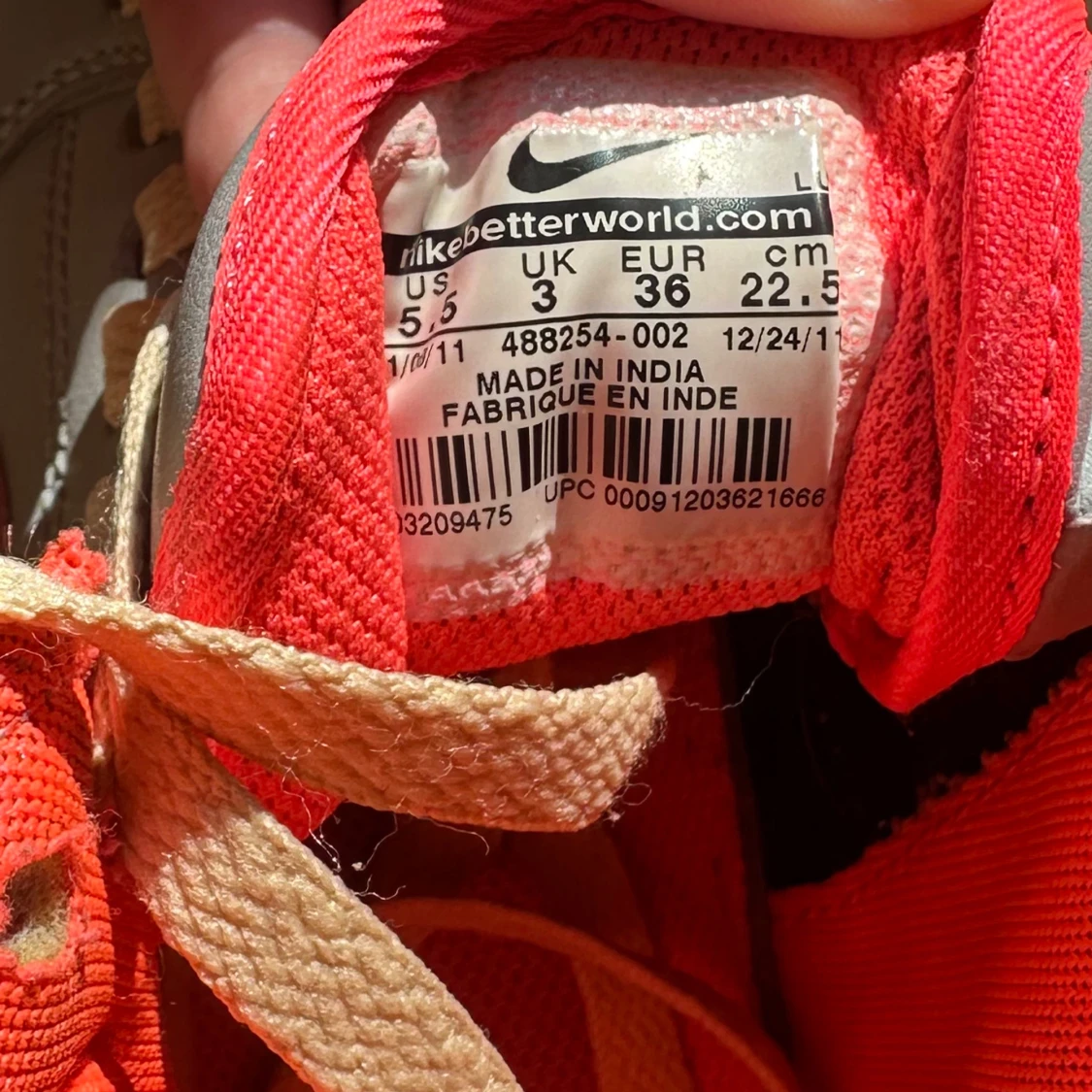 Unika Nike grå och korall höga sneakers - 2