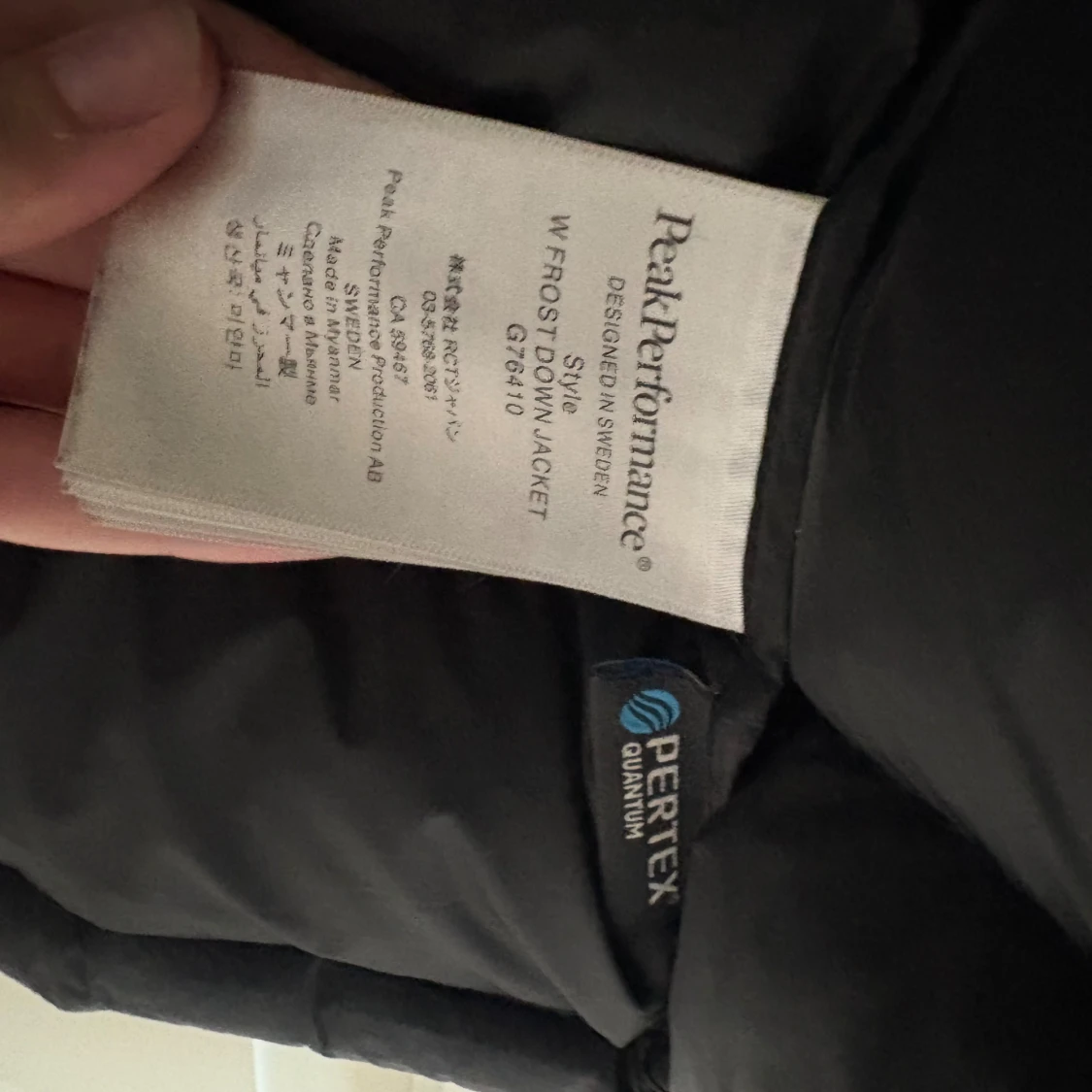 Svart dunjacka Peak Performance XS - 3