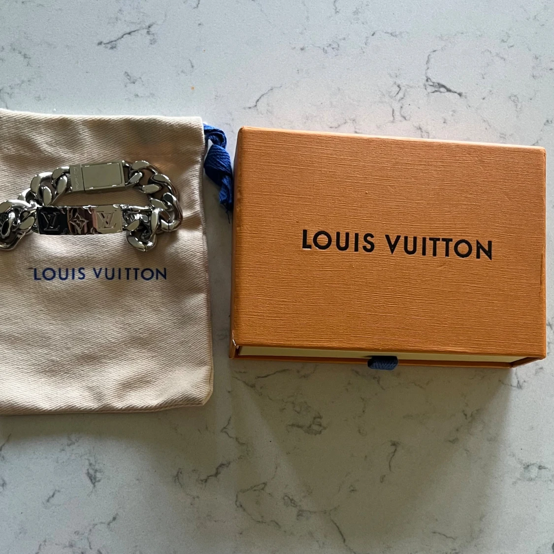 Louis Vuitton silverfärgat armband - 3