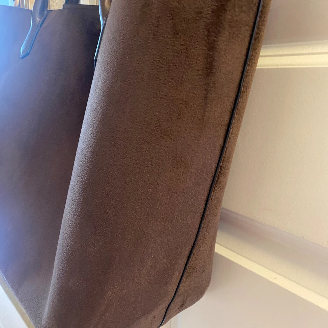 Brun shopper i mockaimitation från H&M - 3