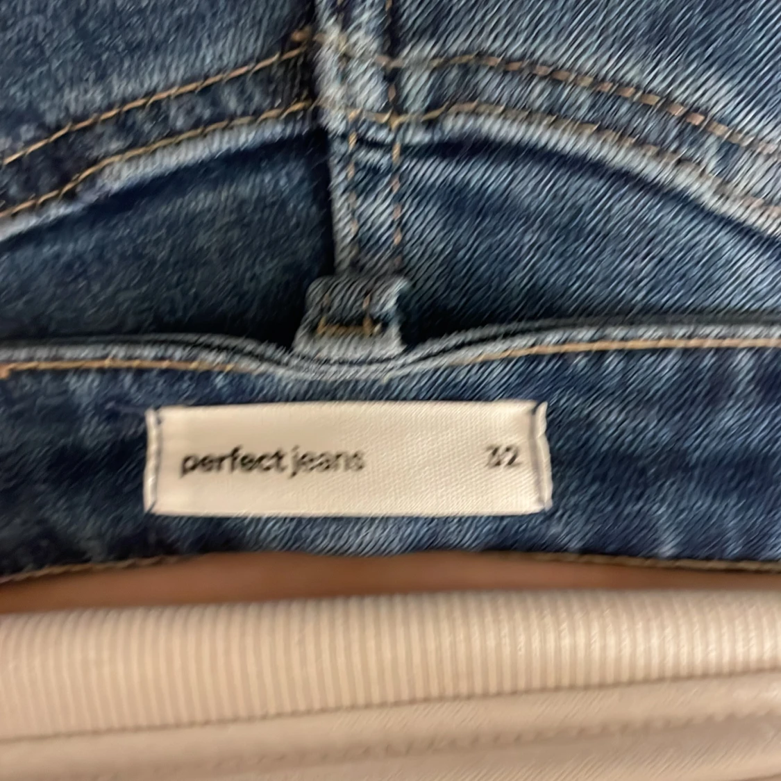 Blå bootcut jeans från Gina tricot  - 2