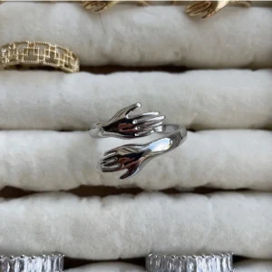 Alla som köper minst 2 ringar får en slumpmässig vald ring på köpet. - ‼️Alla som köper minst 2 ringar får en slumpmässig vald ring på köpet. ‼️