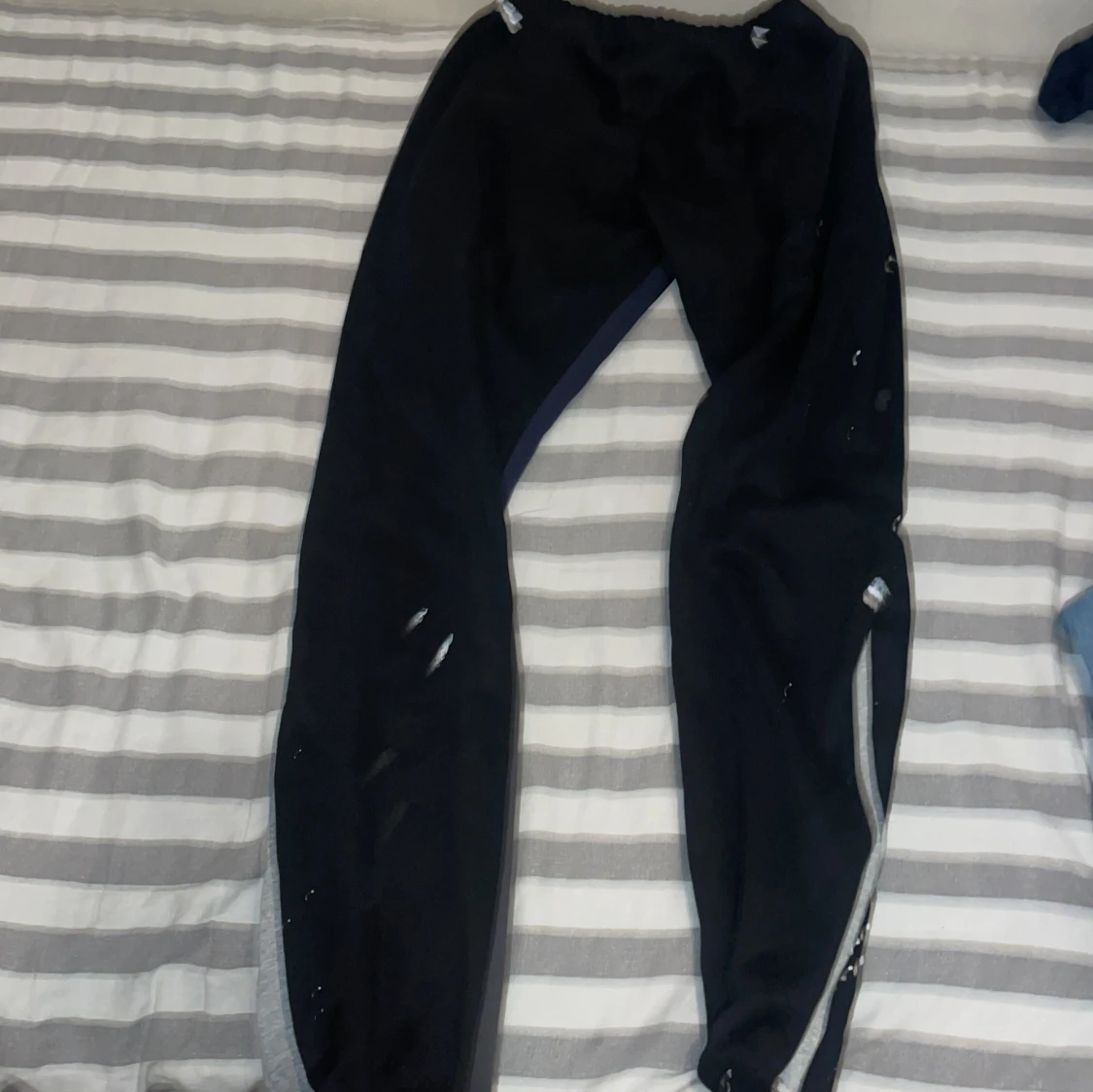 Svarta Gallery Dept. mjukisbyxor - 3