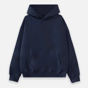 Mörkblå oversized hoodie - Säljer en mörkblå hoodie med oversized passform och stor huva. 