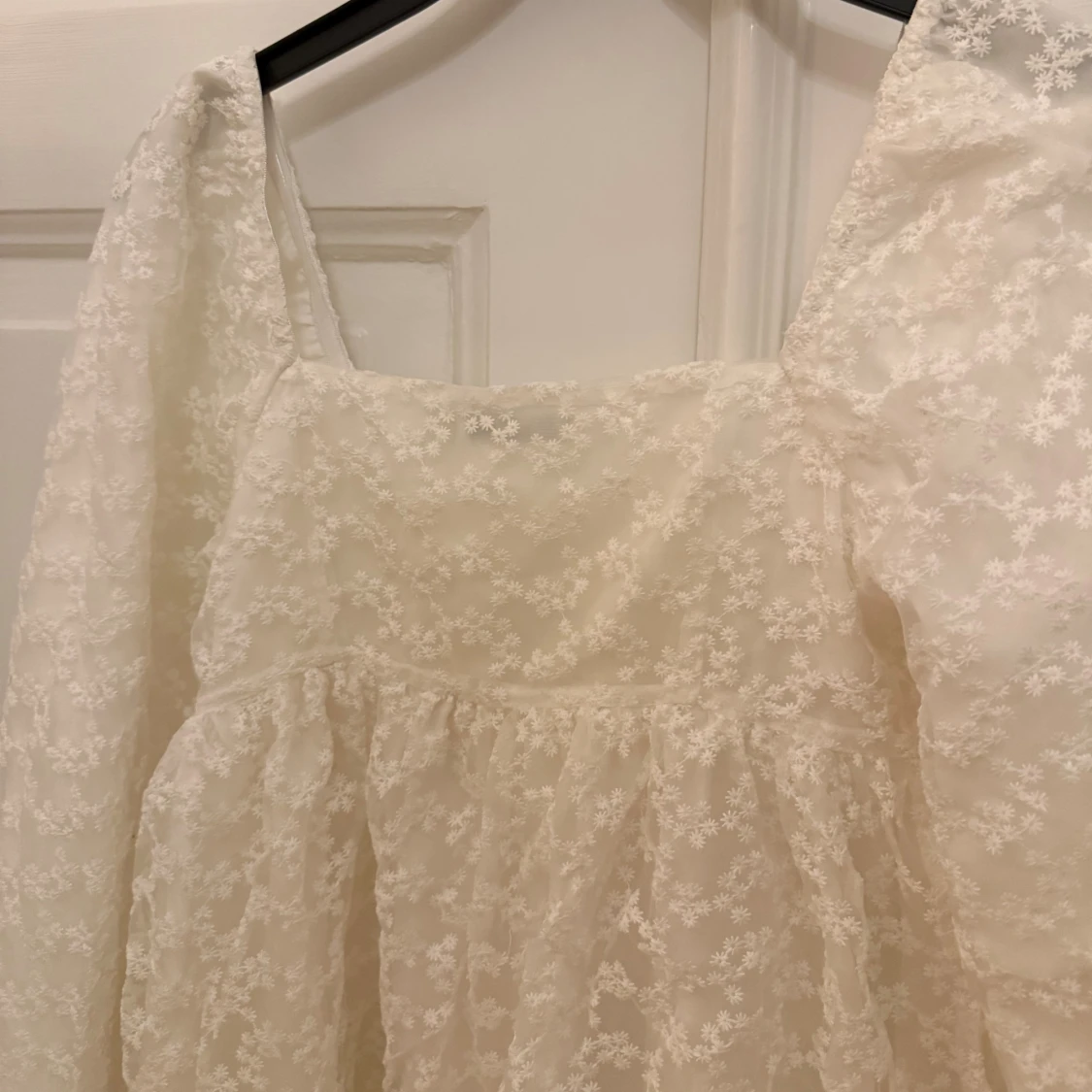 Vit kortklänning från NA-KD - 3