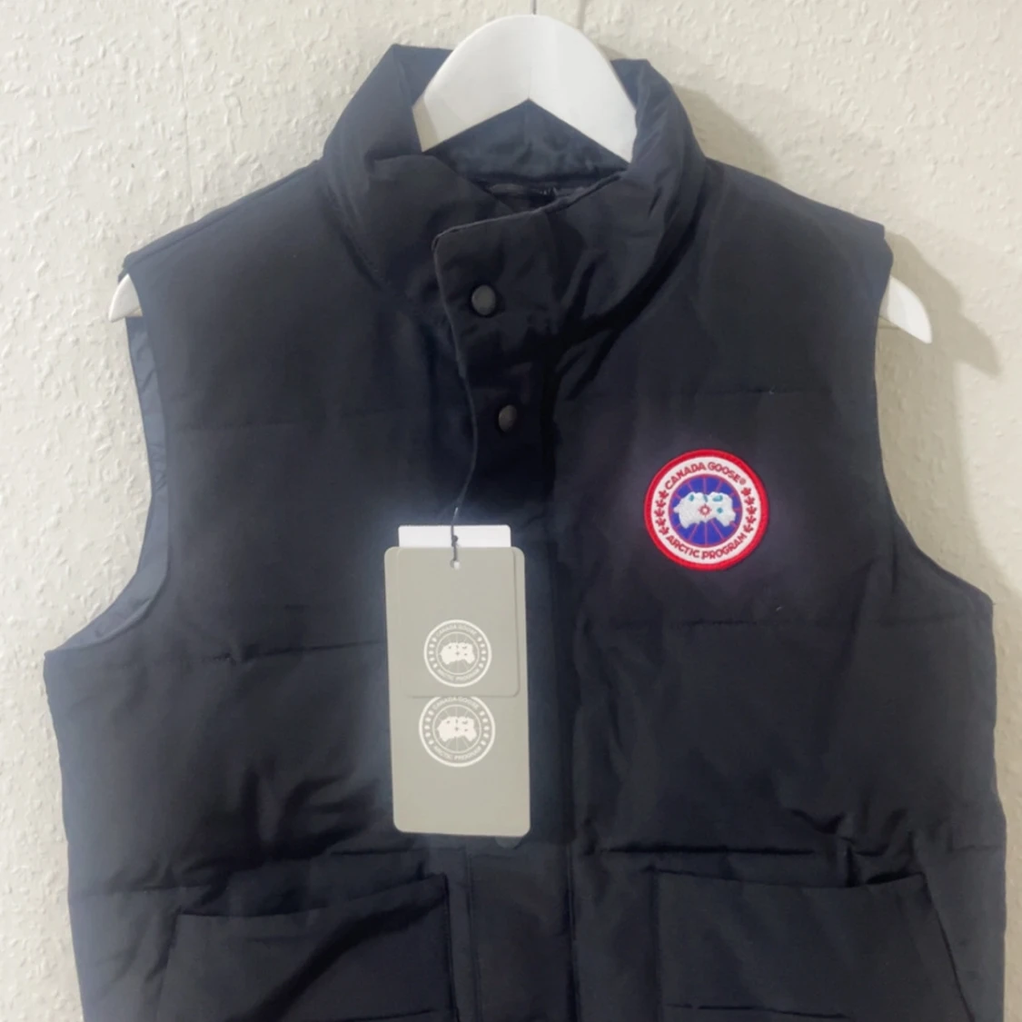 Svart dunväst från Canada Goose