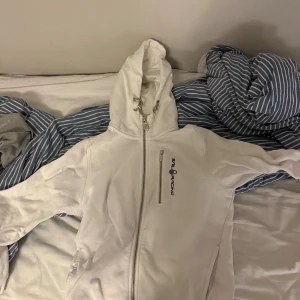 Sail racing tröja  - Sparsamt använd. 