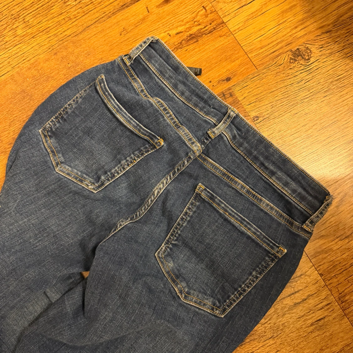 Mörkblå jeans Zara  - 2
