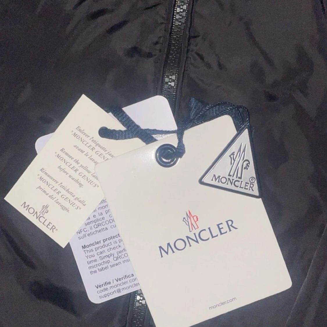 Svart vindjacka från Moncler - 1