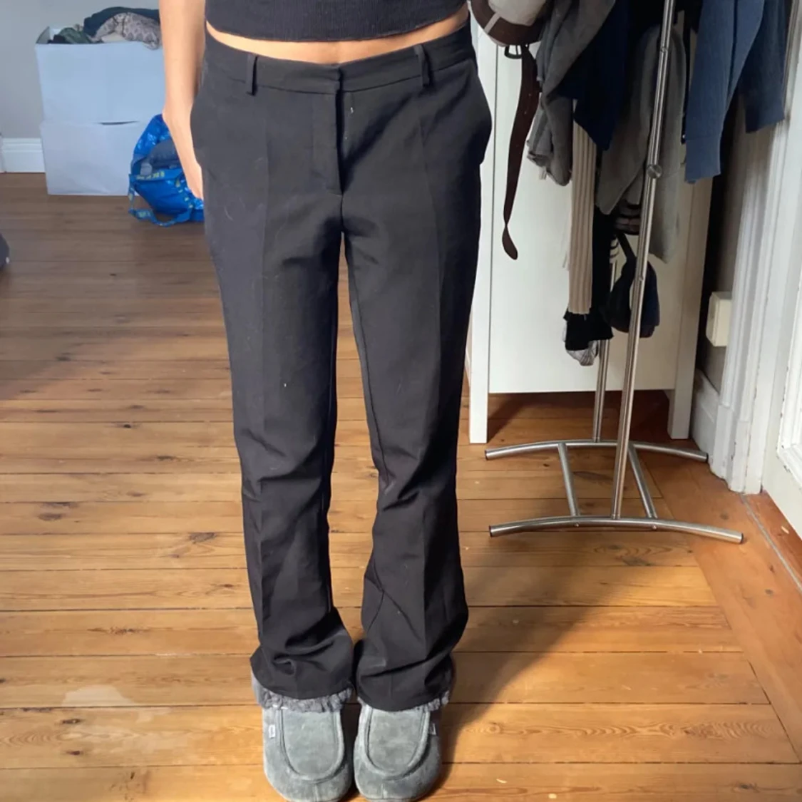 Lågmidjade kostymbyxor  - 1