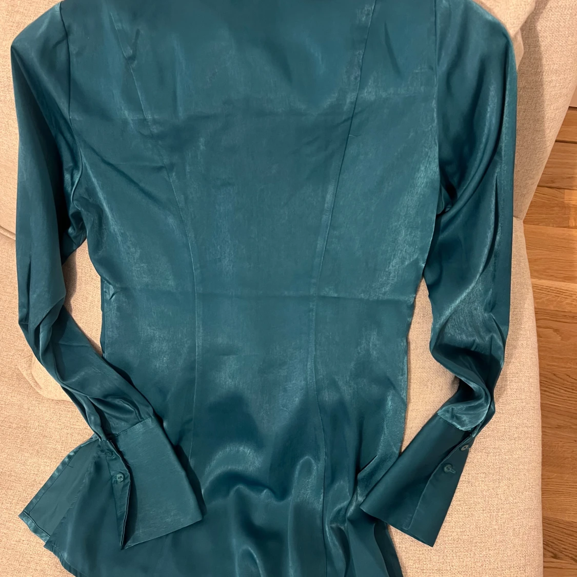 Turkos skjorta från Gina Tricot - 4