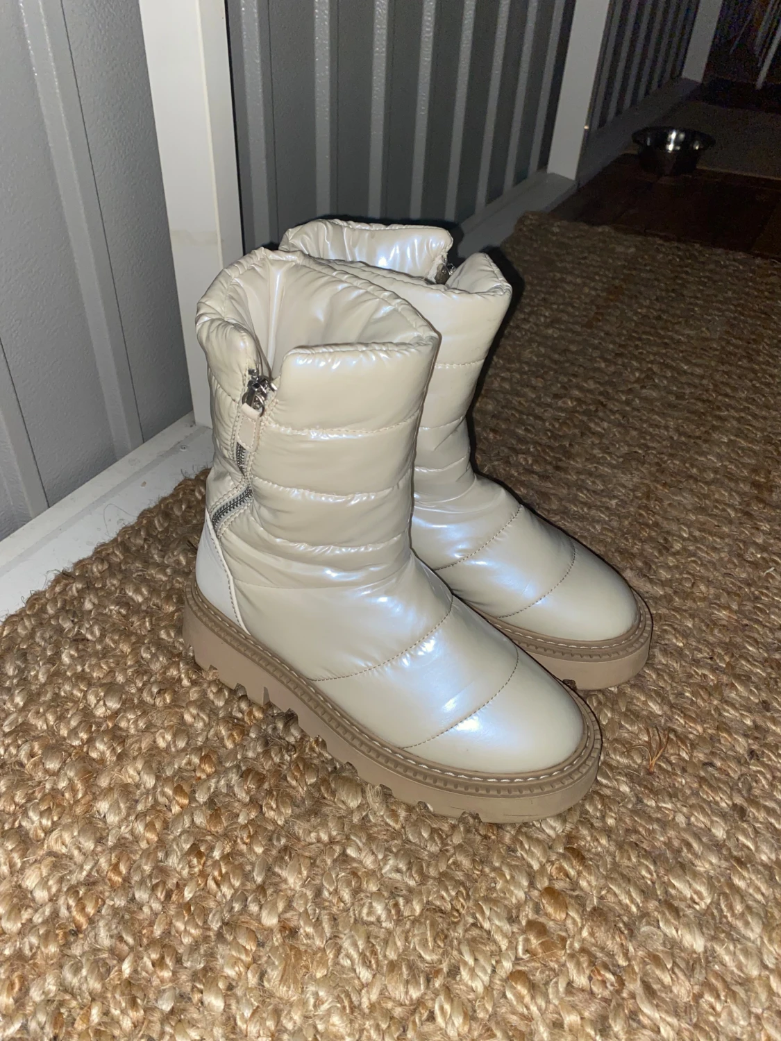 UGG’s, Deichmann  - 1