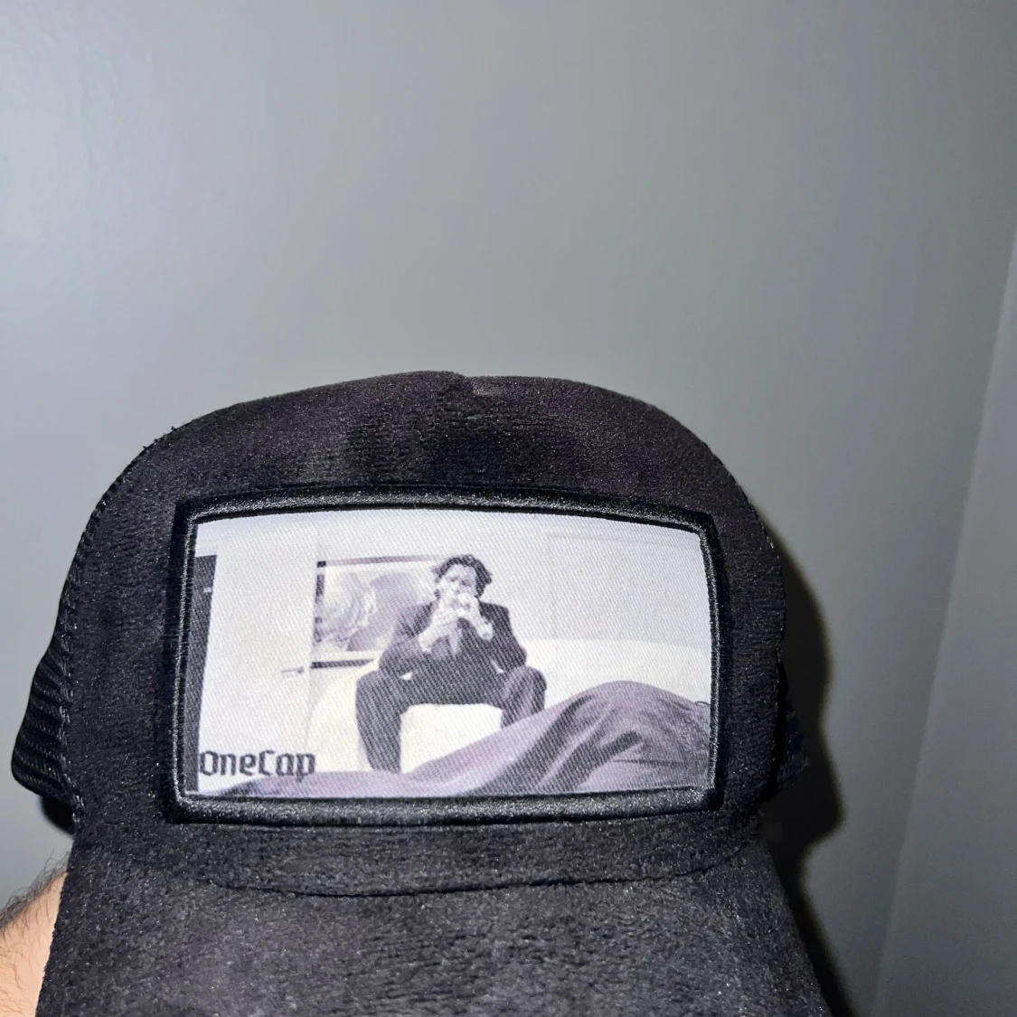 Svart OneCap keps med mesh och tryck - 1