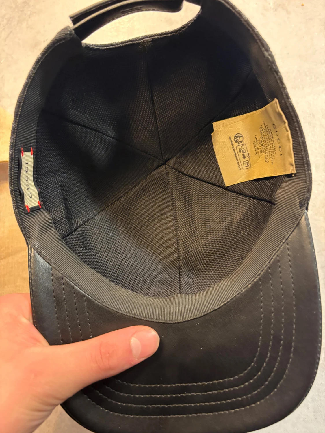 Svart Gucci keps med GG-mönster - 1