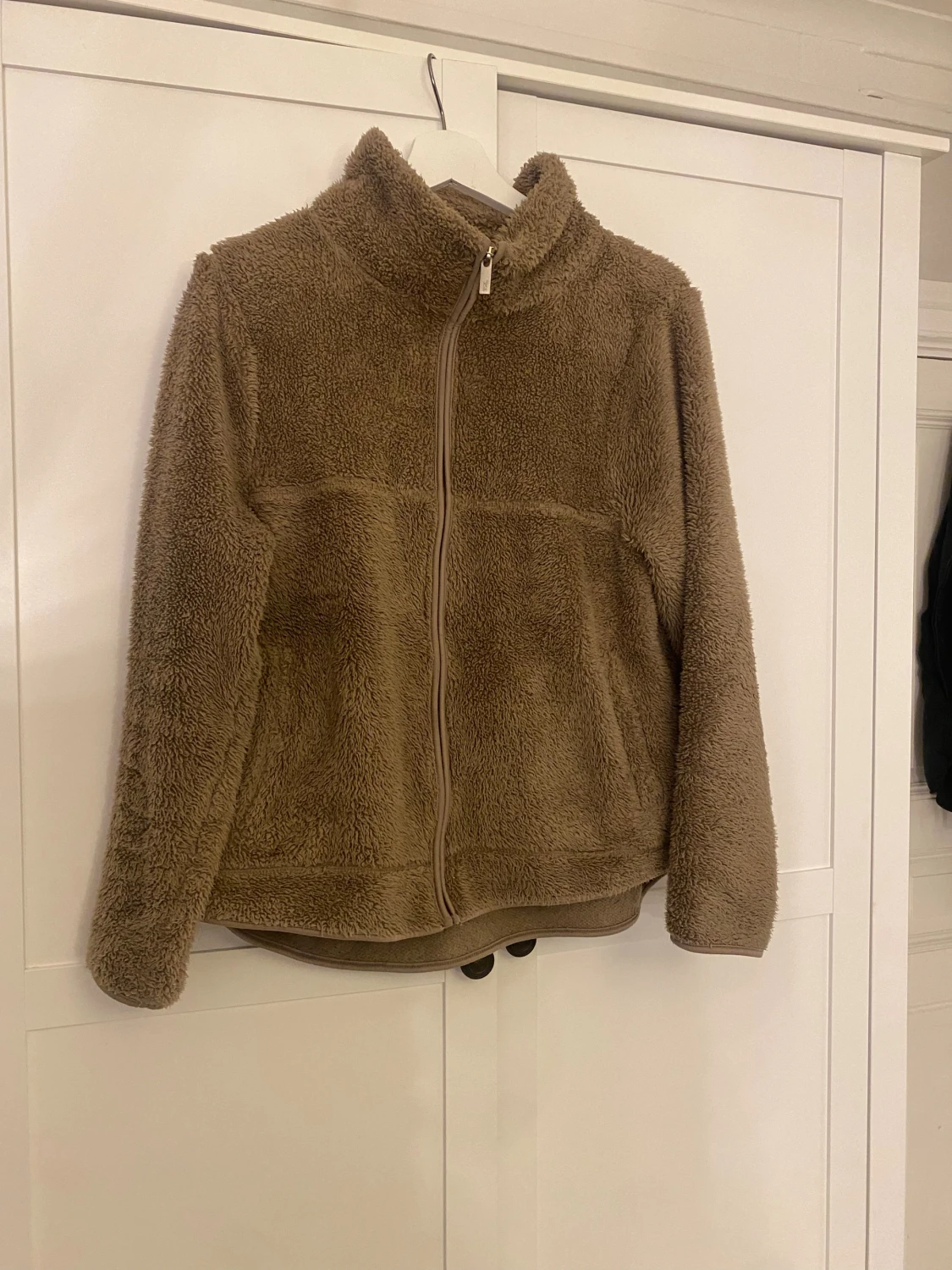 Beige teddyjacka från 157, storlek S - 1