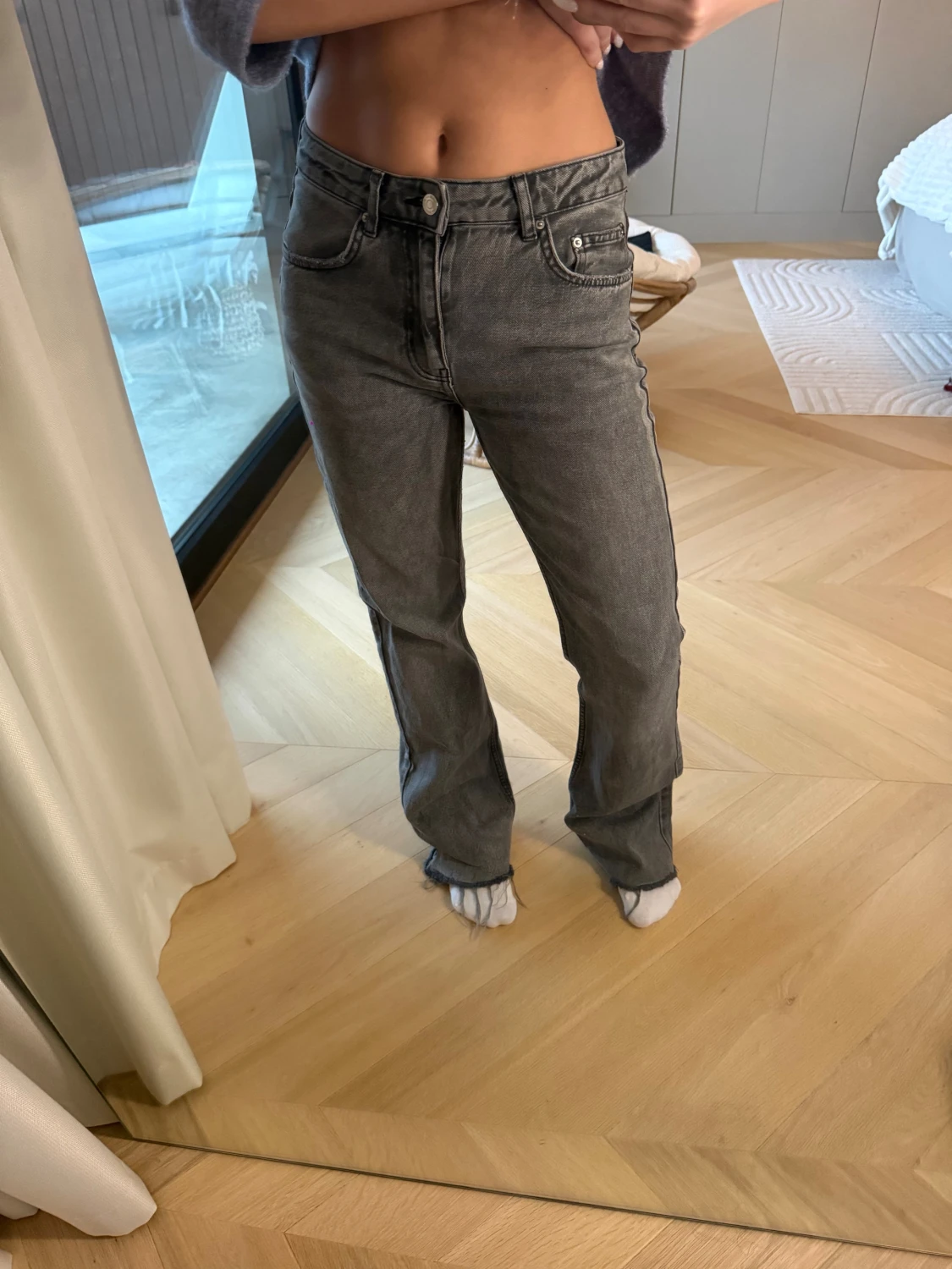 Raka gråa jeans - 1