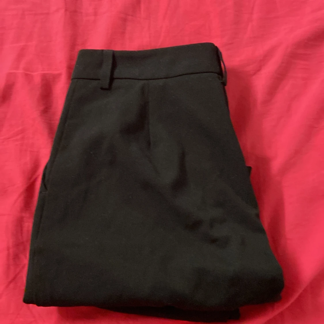 Svarta kostymbyxor med normal passform - 2