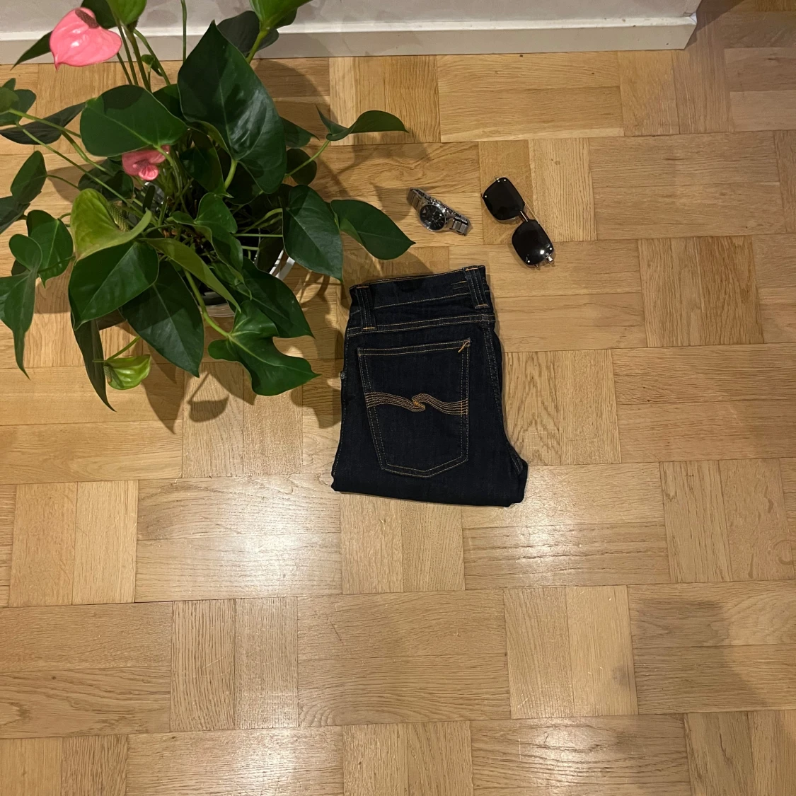 Mörkblå Nudie Jeans W26 L34 - 2