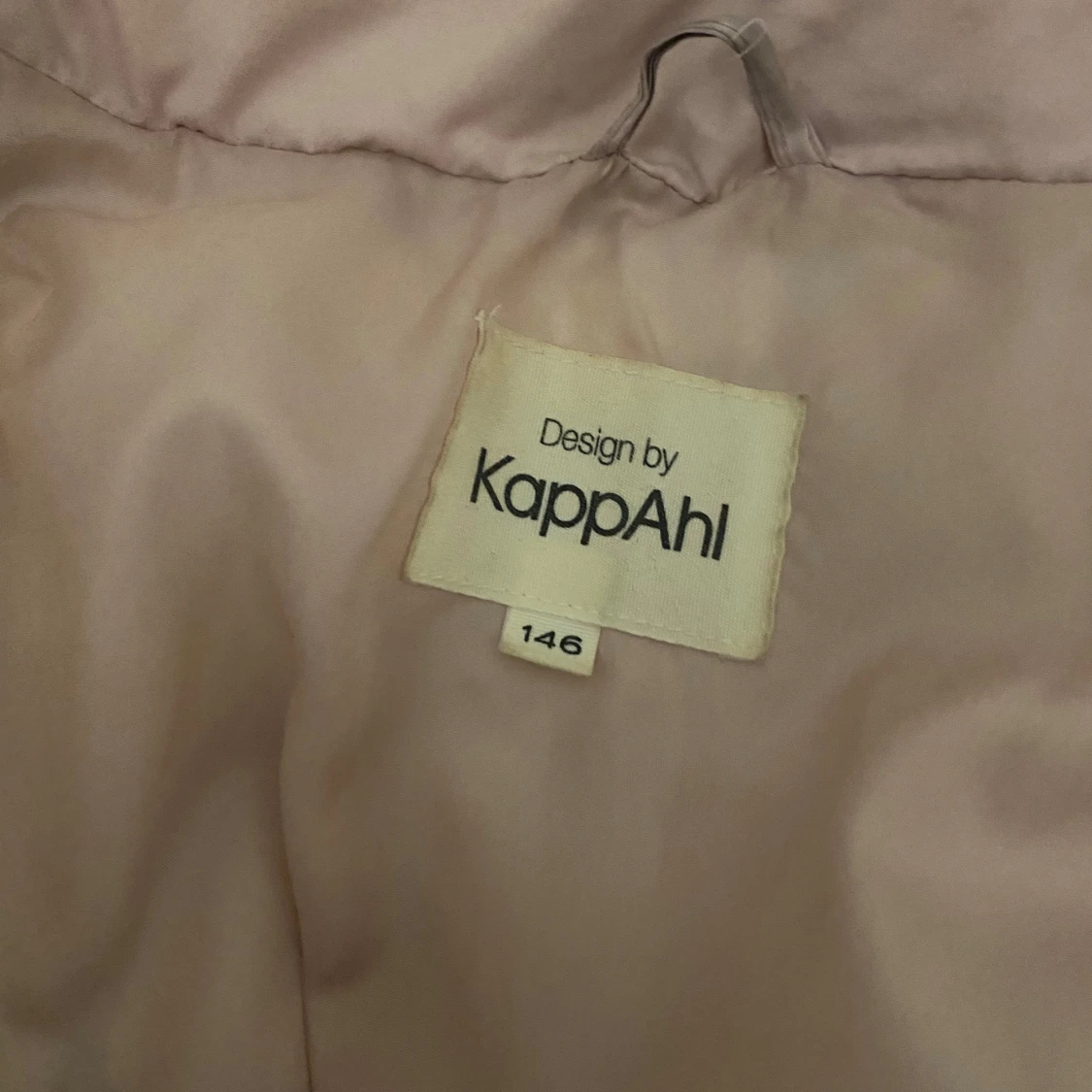 Rosa  vinter jacka storlek 11år/ 146 från KappAhl - 3