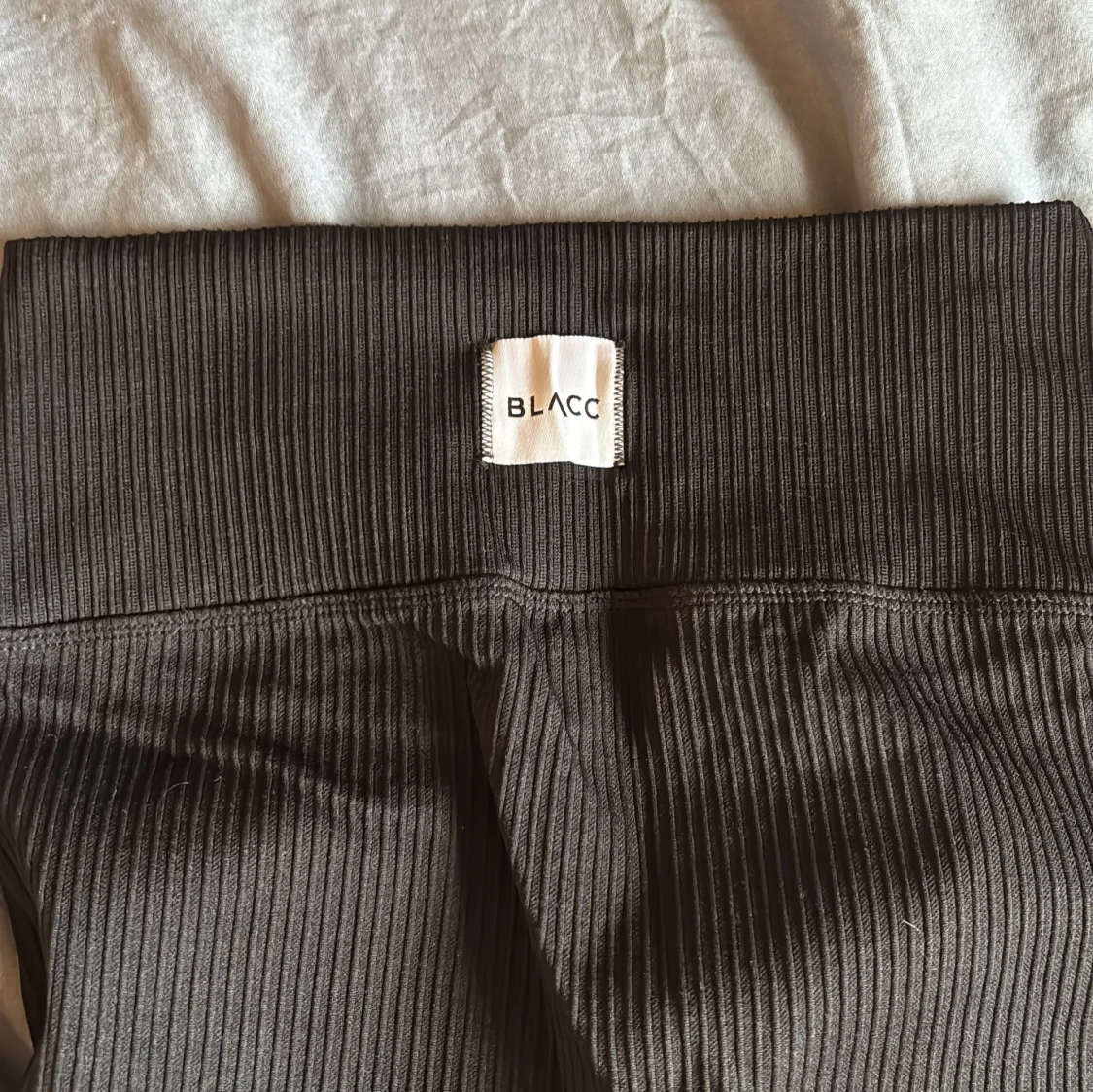 Svarta träningsbyxor  - 2