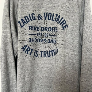 Zadig Voltaire sweatshirt - Såå cool och snygg Zadig sweatshirt! Inga defekter