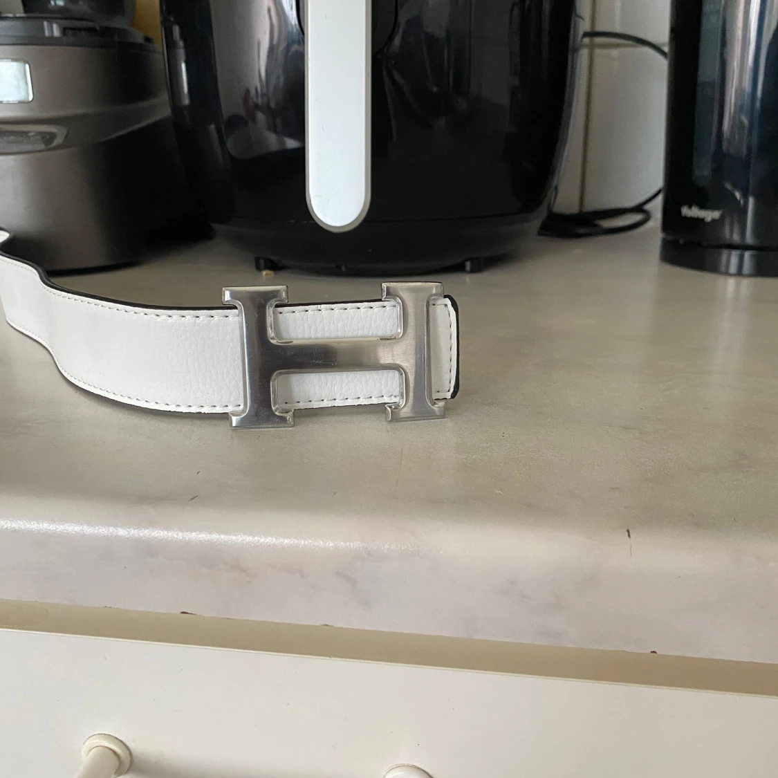  vändbart skärp i skinn - 1