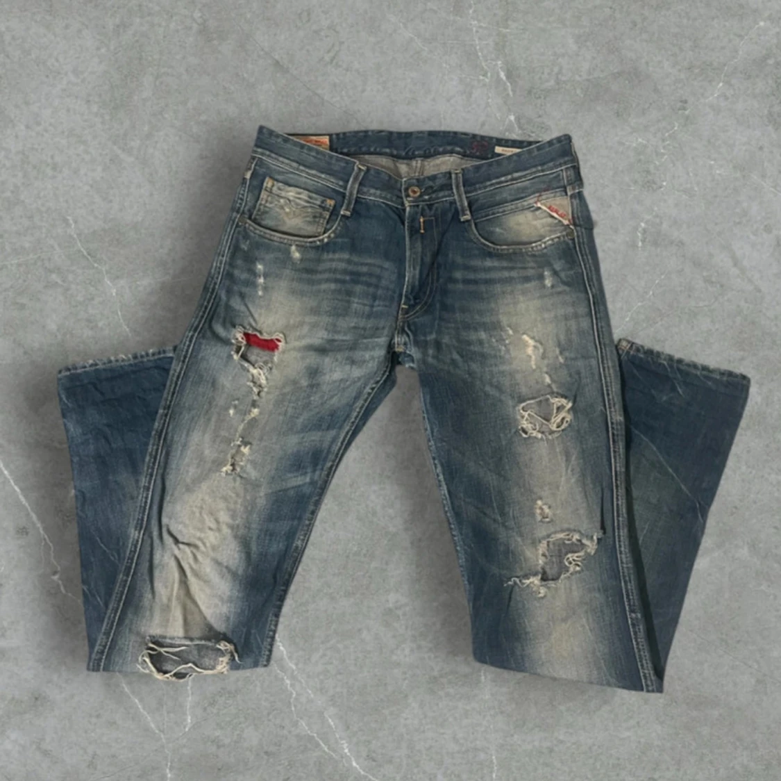 Replay anbass jeans med slitningar