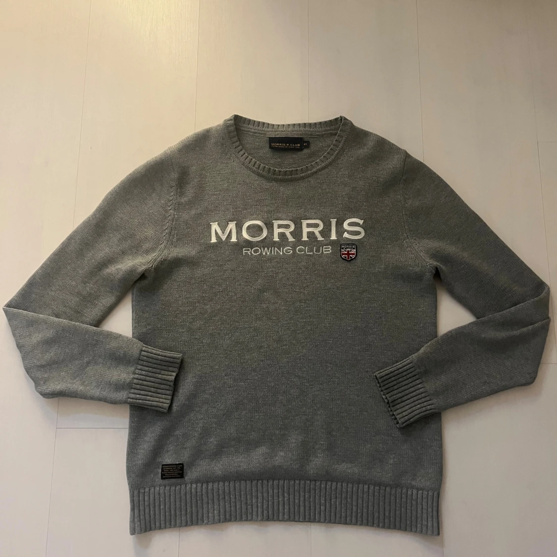 Grå stickad tröja Morris 