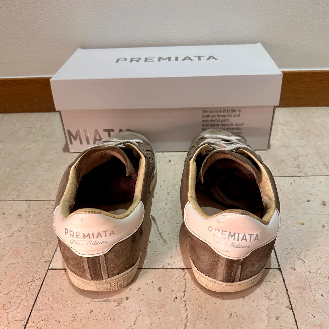 Beige sneakers från Premiata mocka - 3