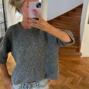 Stickad tröja - Skit snygg trekvartsärmad tröja, perfekt till hösten och vintern 