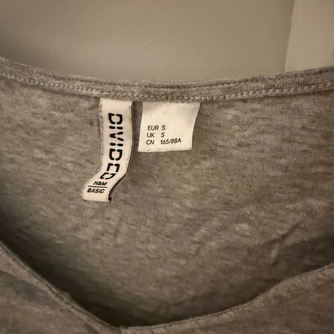 Grå långärmad topp - 1