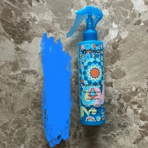 Amika hårvårdsprodukter  - amika: Hydro Rush Intense Moisture Leave-In Conditioner Nypris 349. Köpt på kicks.