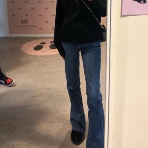 bootcut Jeans  - Jeans från gina! Bootcut! Nästan helt oanvända 