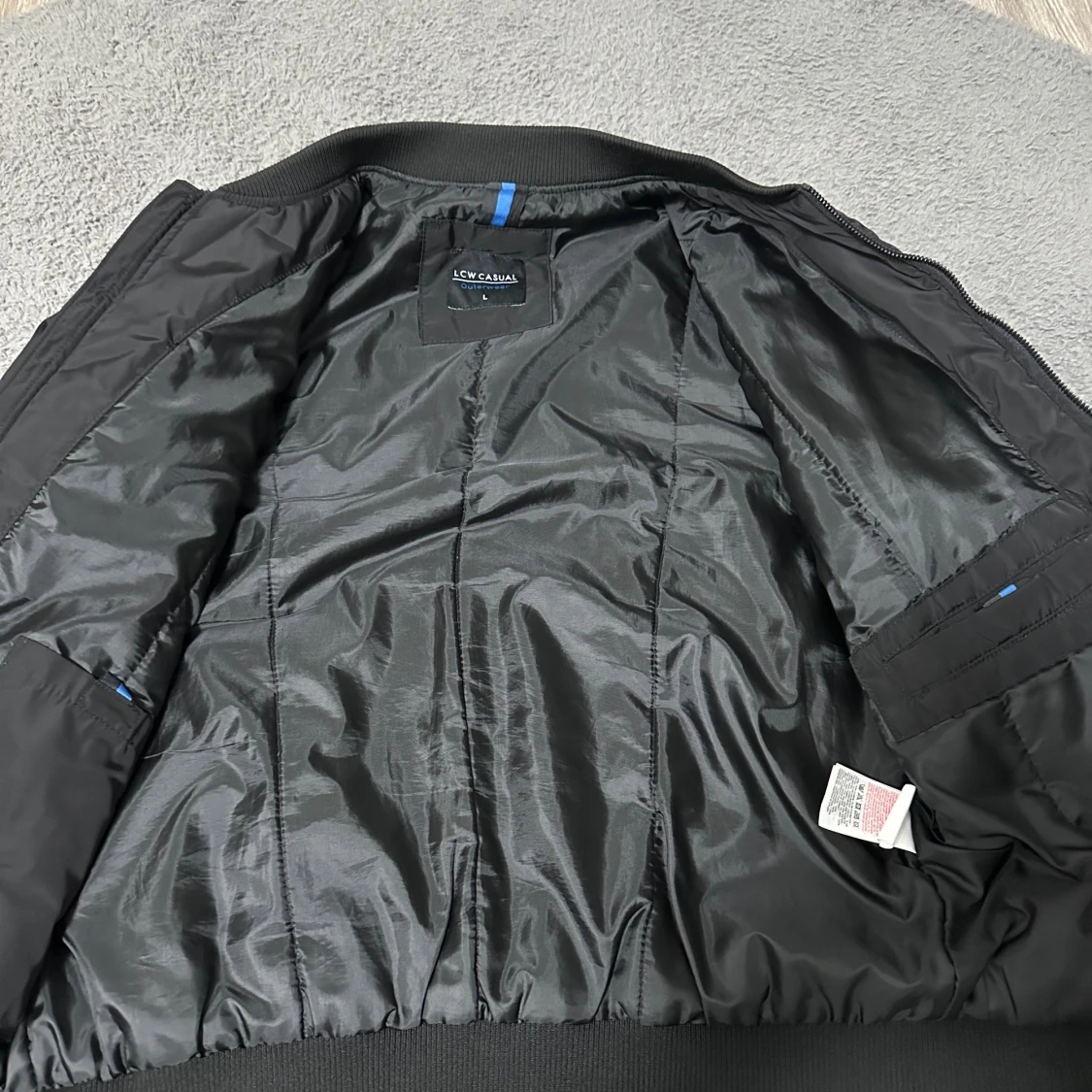 Svart bomberjacka från LCW Casual - 1