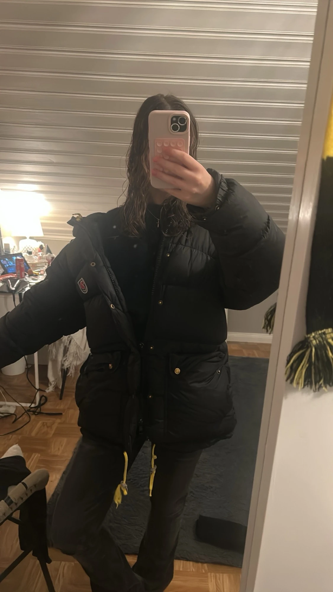 Svart pufferjacka från Fjällräven